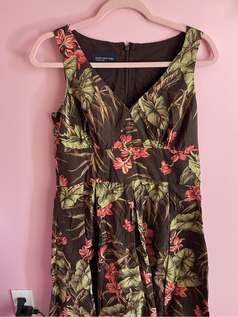 Jones New York Brown Floral Midi Dress with Green Leaves and Red Blooms
